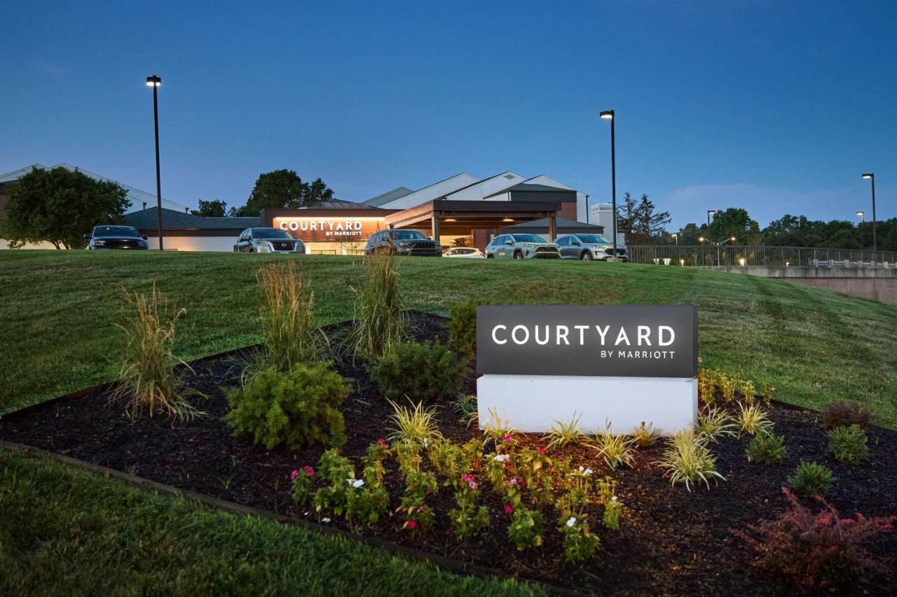  | Courtyard Kansas City Overland Park/Metcalf, South of College Boulevard