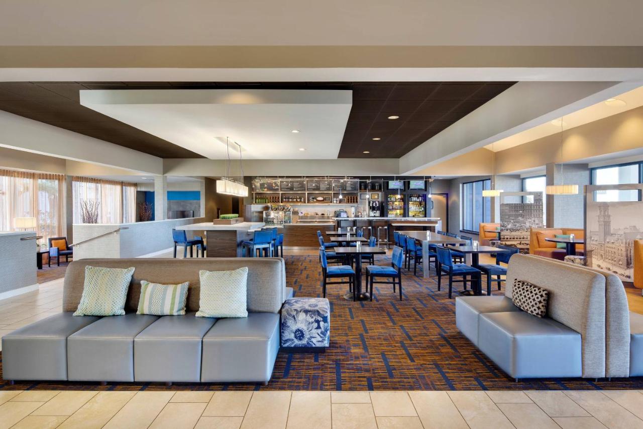 | Courtyard by Marriott Southfield