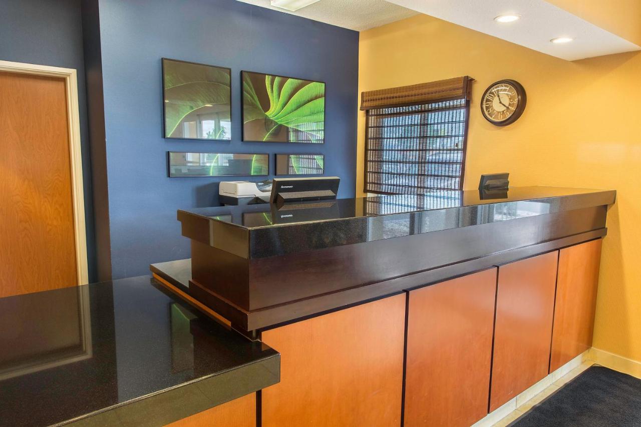 | Fairfield Inn & Suites Fargo