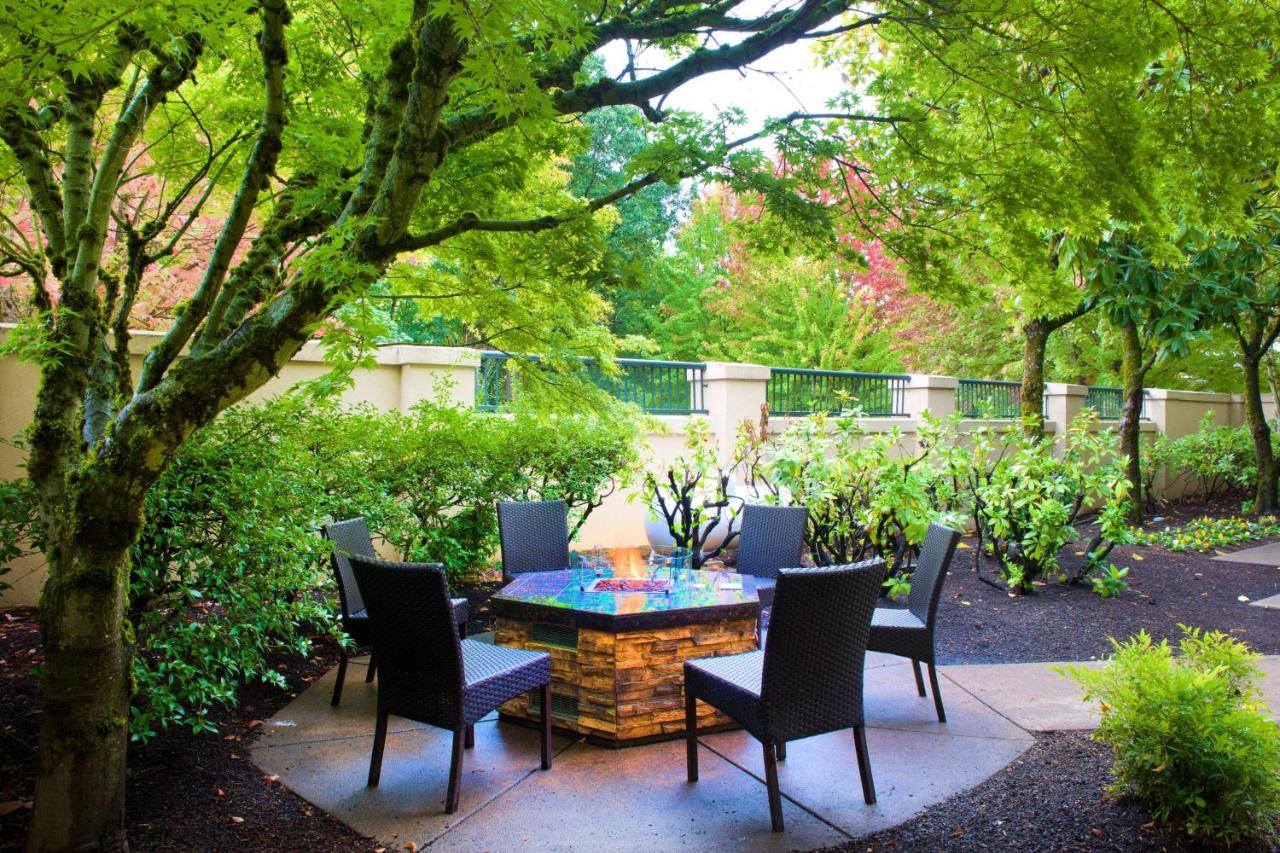 | Courtyard by Marriott Portland Southeast/Clackamas
