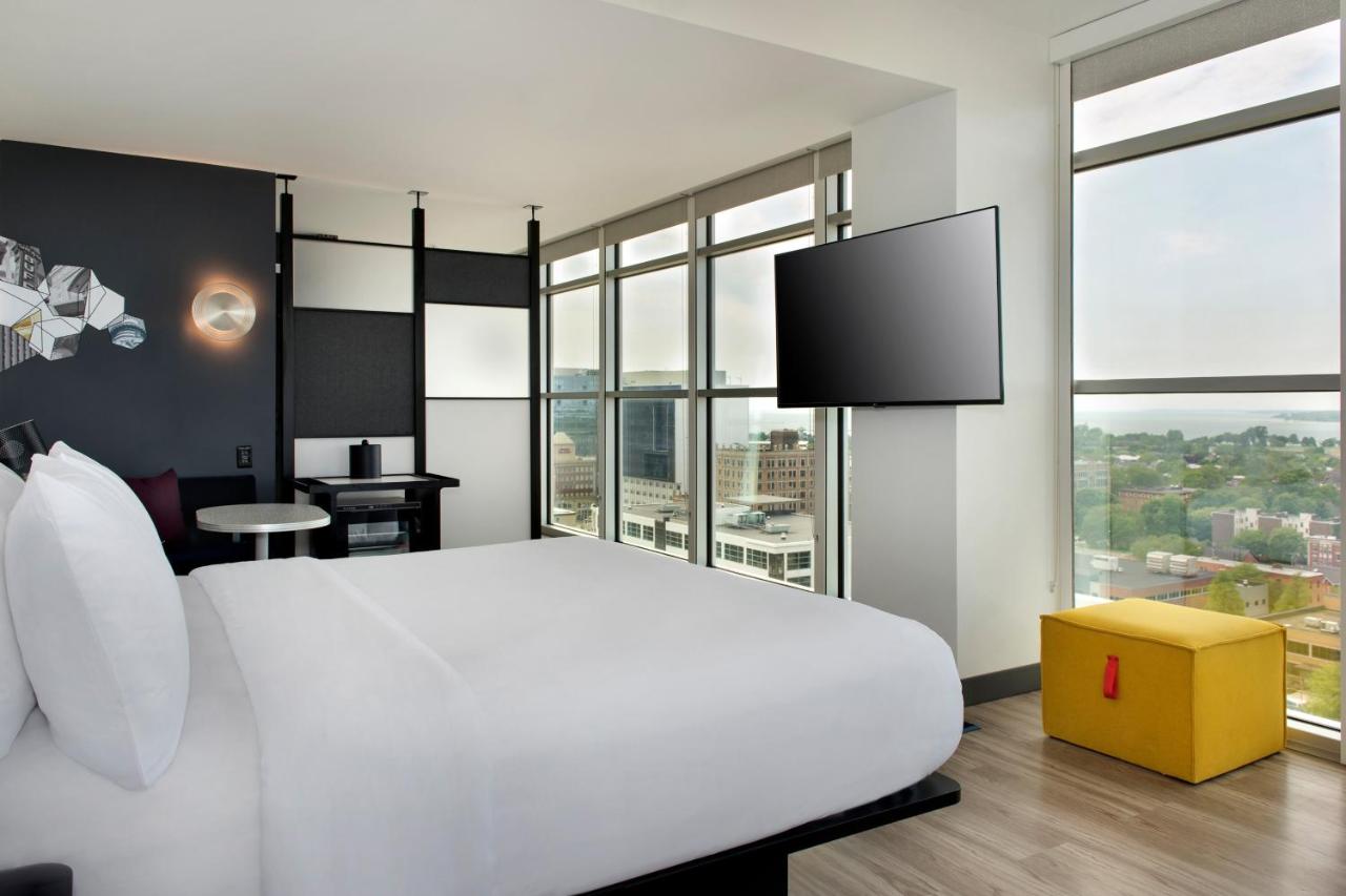 | Aloft Buffalo Downtown