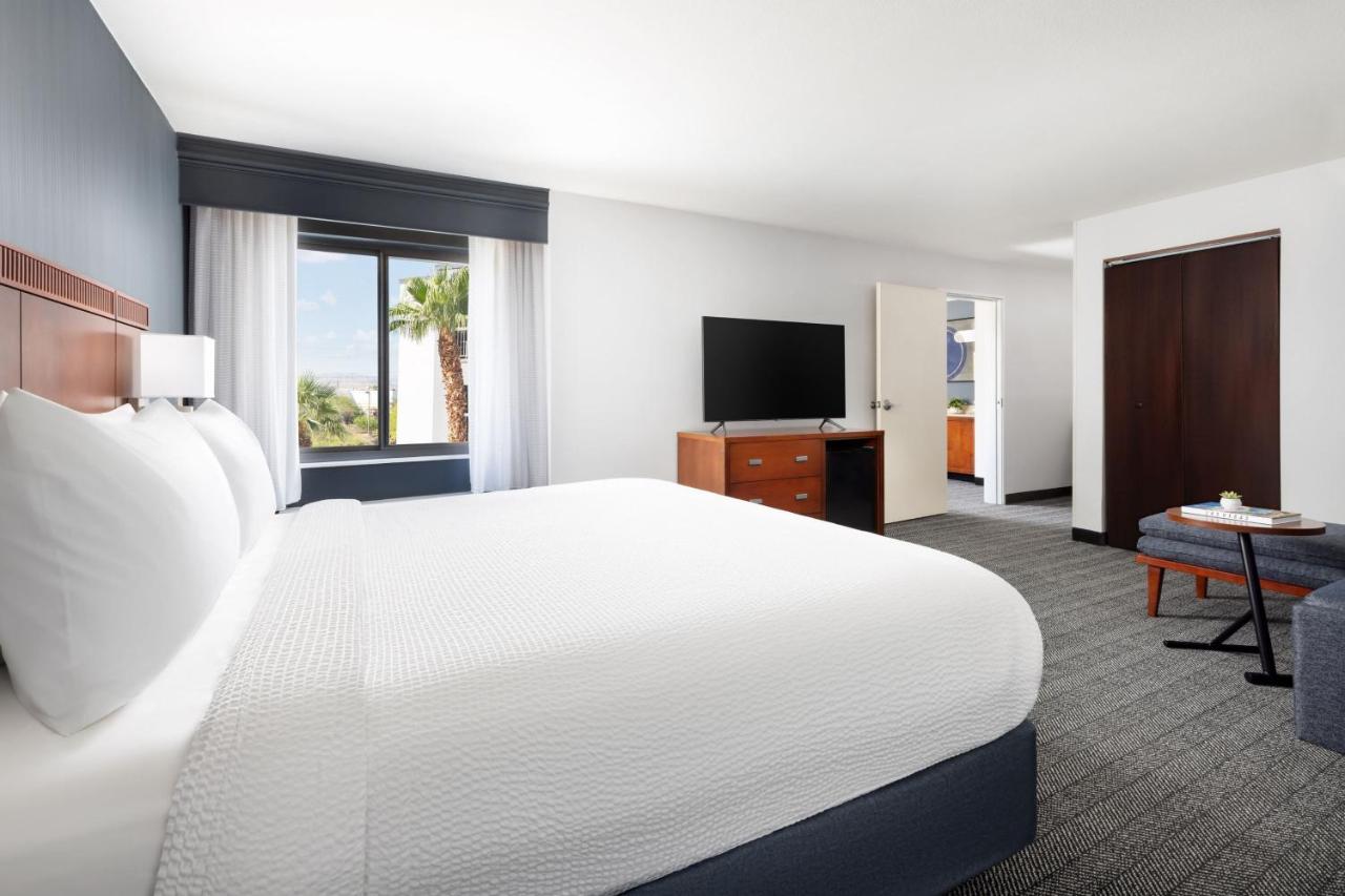 | Courtyard Las Vegas South