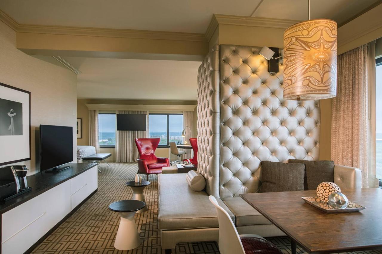 Signature King Suite at Renaissance Austin Arboretum Domain Hotel