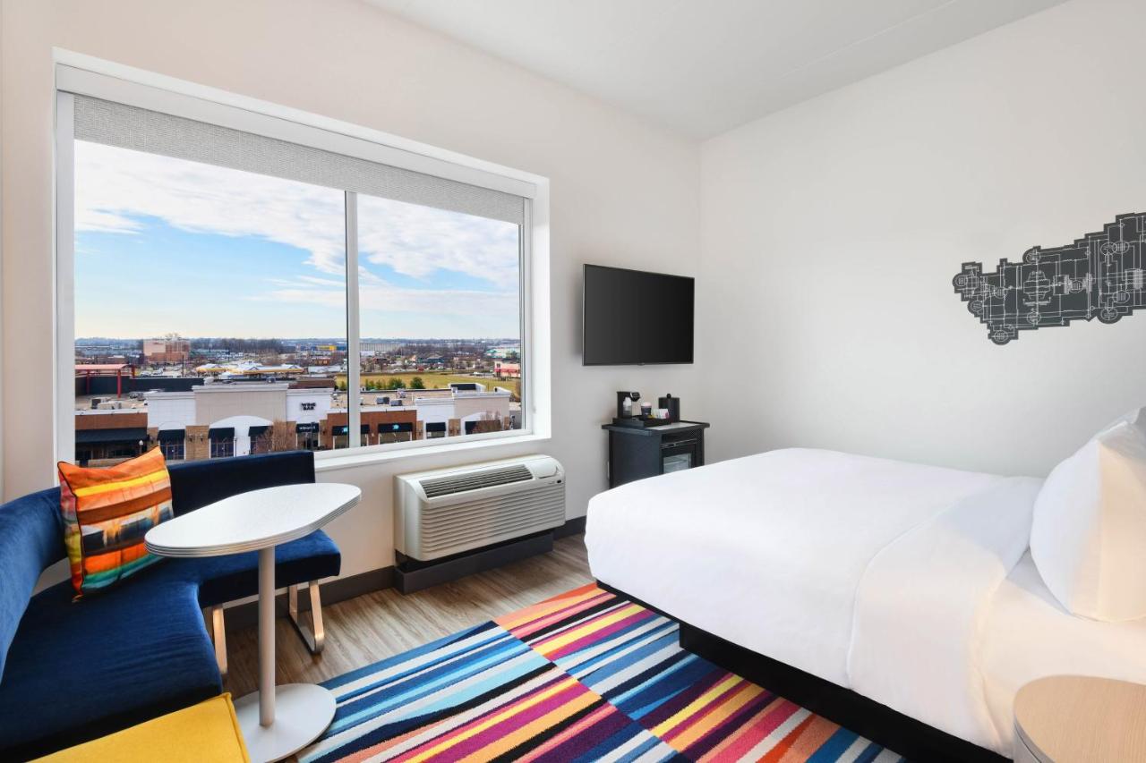 | Aloft Cincinnati West Chester