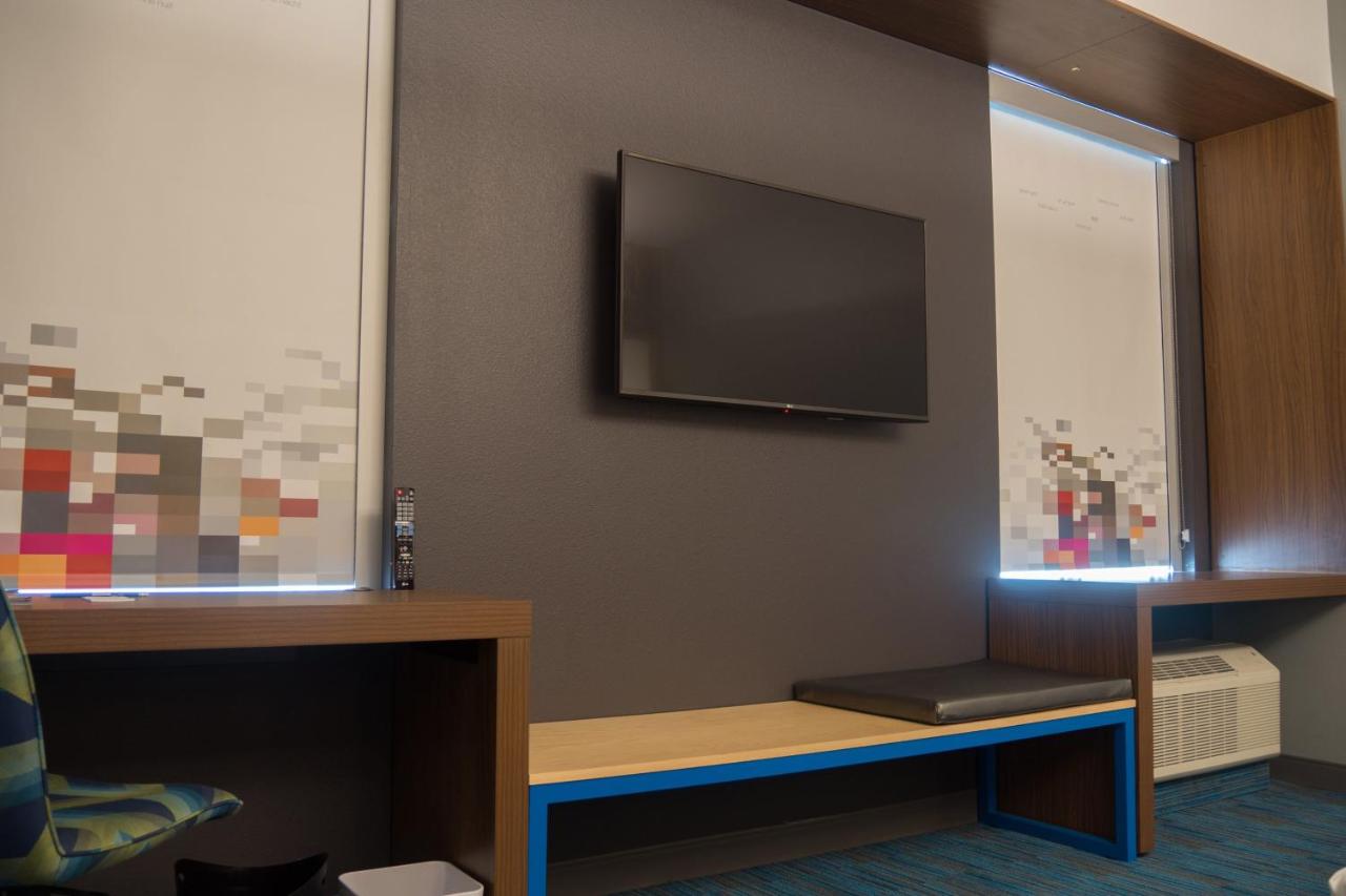 Aloft, Guest room, 2 Queen at Aloft by Marriott Corpus Christi