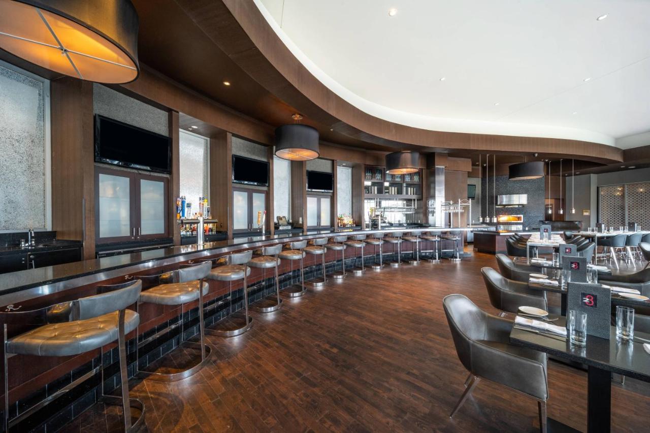 | Renaissance Boston Patriot Place Hotel