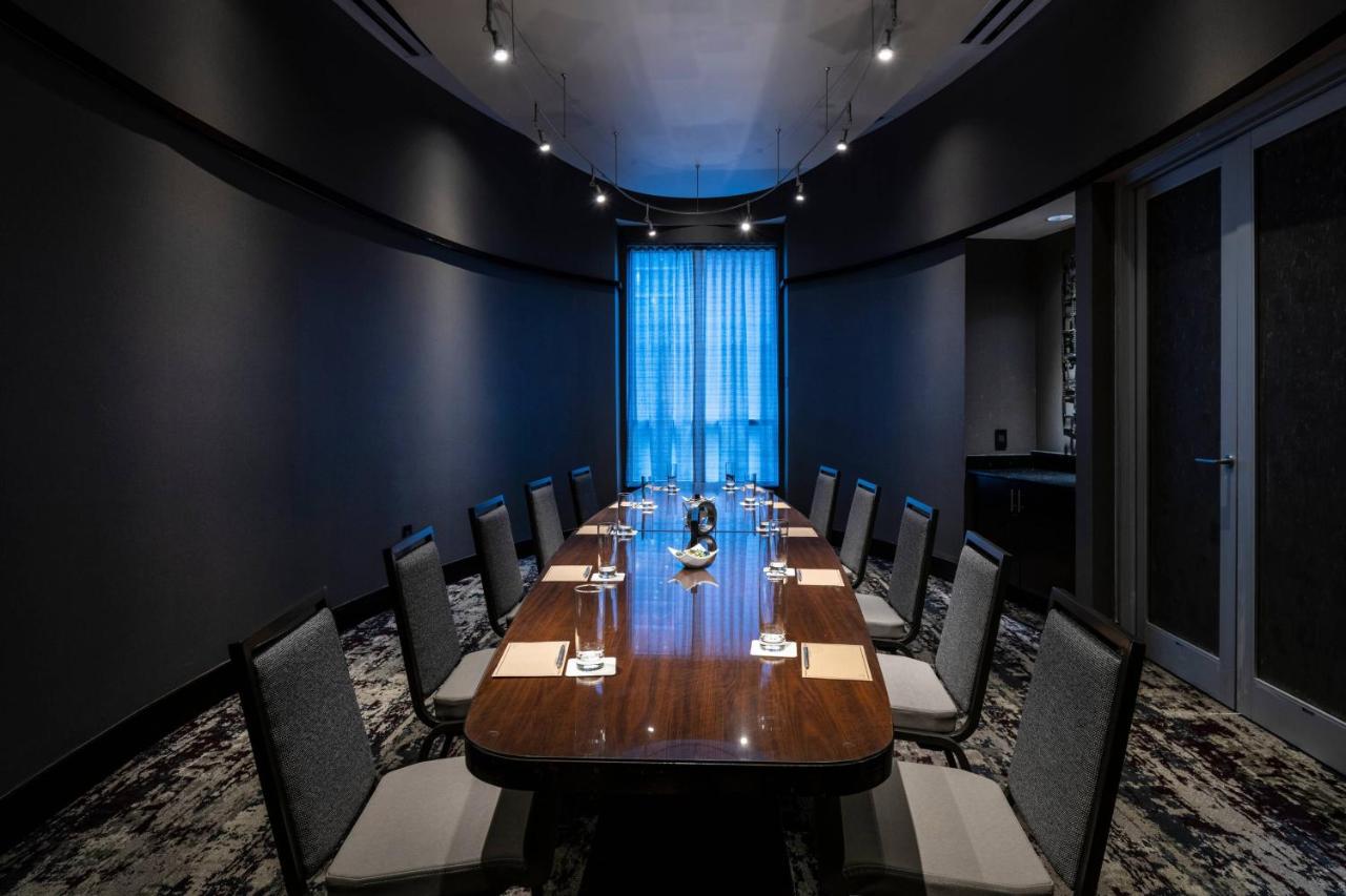 | Renaissance Boston Patriot Place Hotel