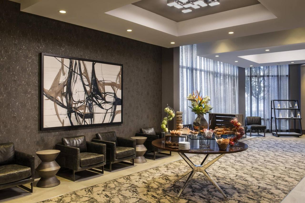 | Renaissance Boston Patriot Place Hotel
