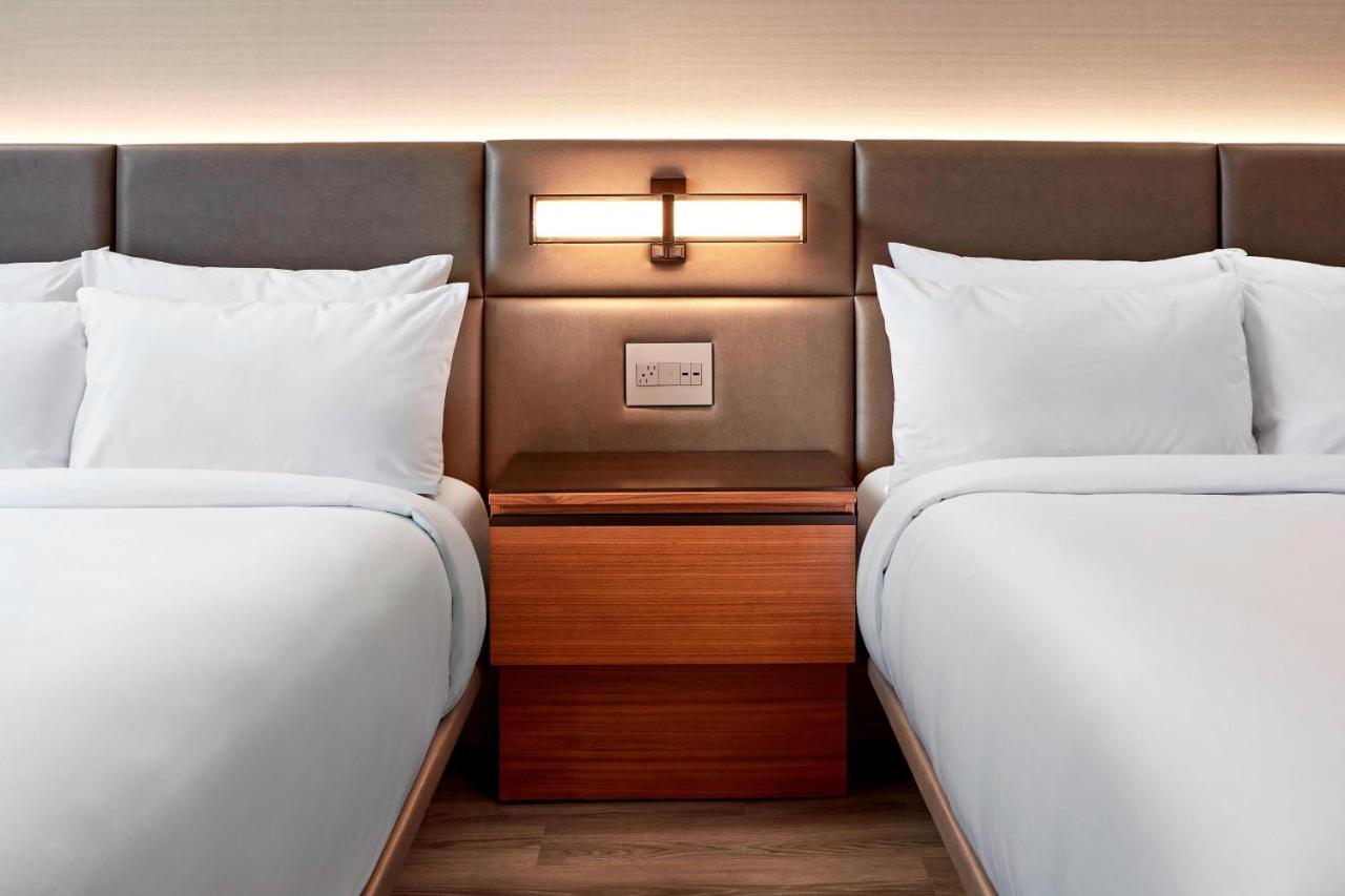 Queen Room at AC Hotel by Marriott Sunnyvale Cupertino
