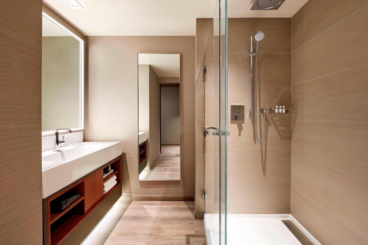 King Room at AC Hotel by Marriott Sunnyvale Cupertino