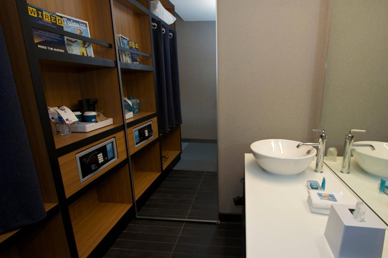 Aloft, Guest room, 1 King at Aloft by Marriott Tulsa