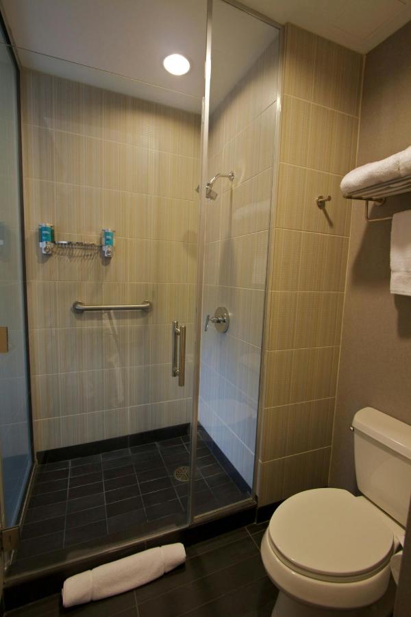Aloft, Guest room, 1 King at Aloft by Marriott Tulsa