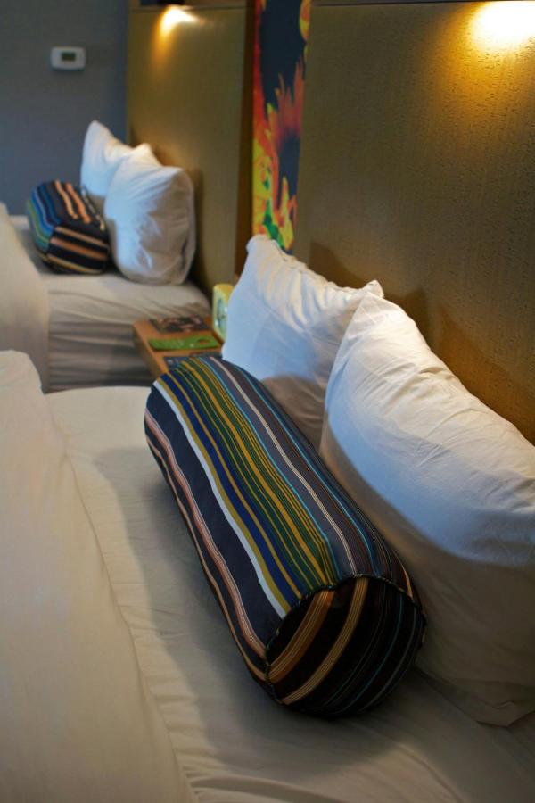 Aloft, Guest room, 2 Queen at Aloft by Marriott Tulsa