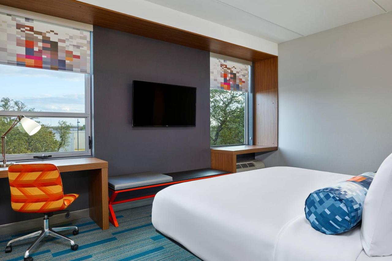Aloft King, Guest room, 1 King at Aloft by Marriott Austin Northwest