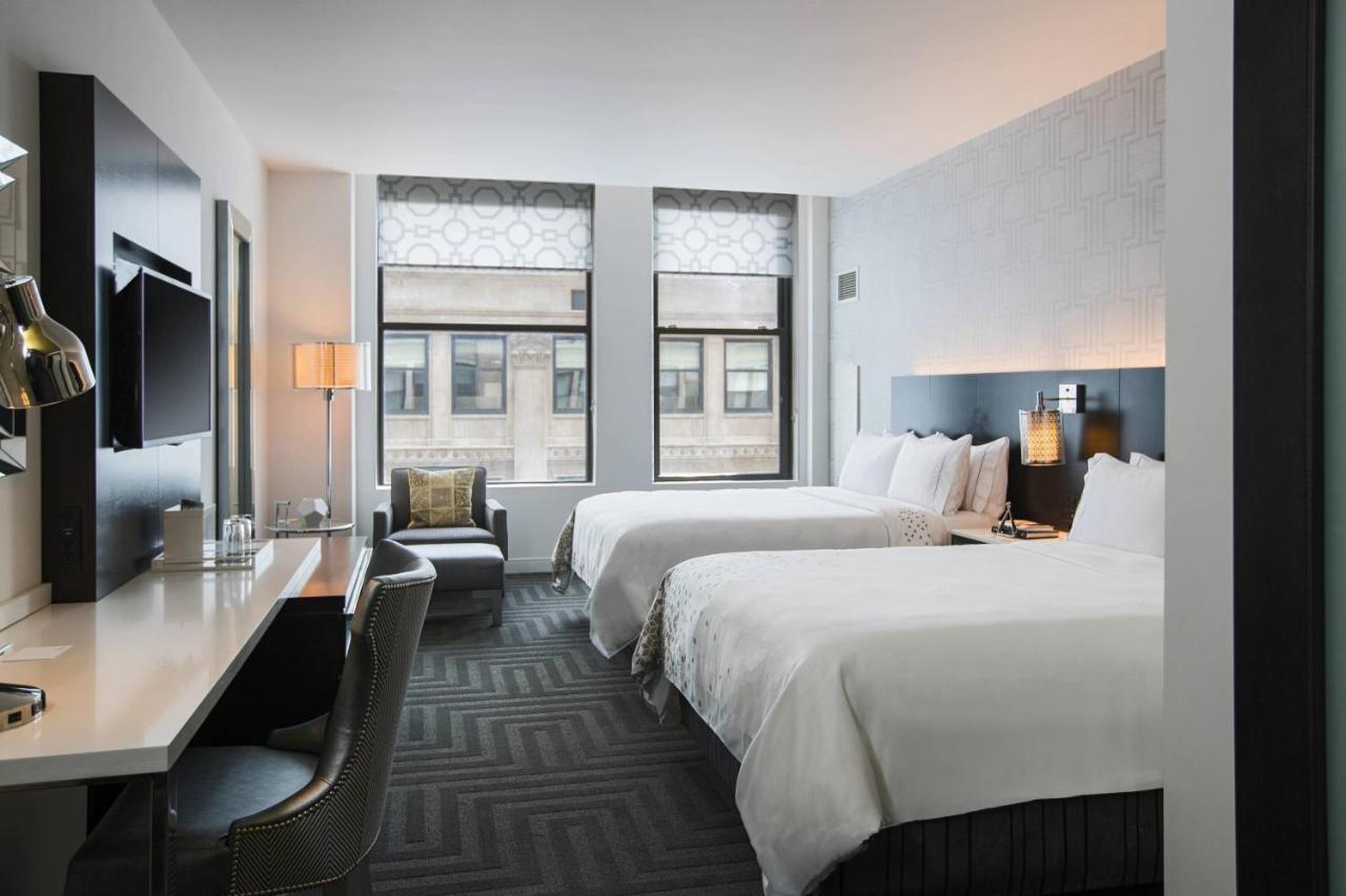 Guest room, 2 Queen at Renaissance Cincinnati Downtown Hotel