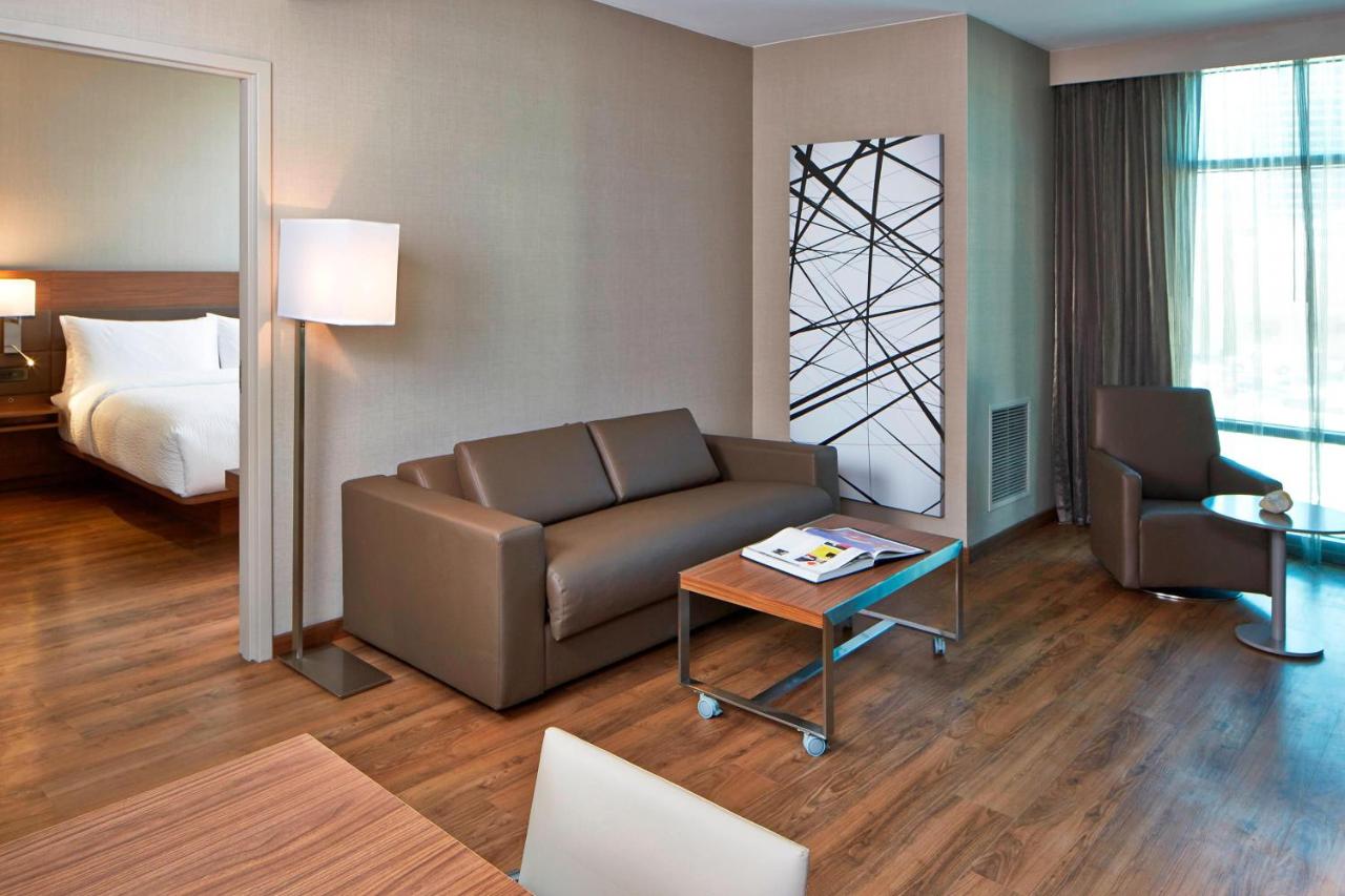 | AC Hotel by Marriott Atlanta Buckhead at Phipps Plaza