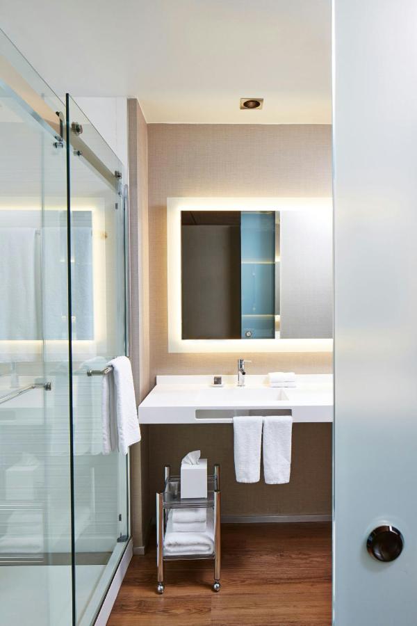 | AC Hotel by Marriott Atlanta Buckhead at Phipps Plaza