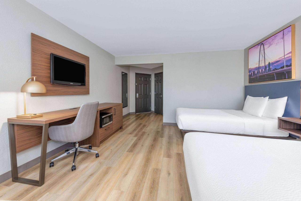 Deluxe Double Room with Two Double Beds - Non-Smoking at La Quinta Inn & Suites by Wyndham Dallas DFW Airport North