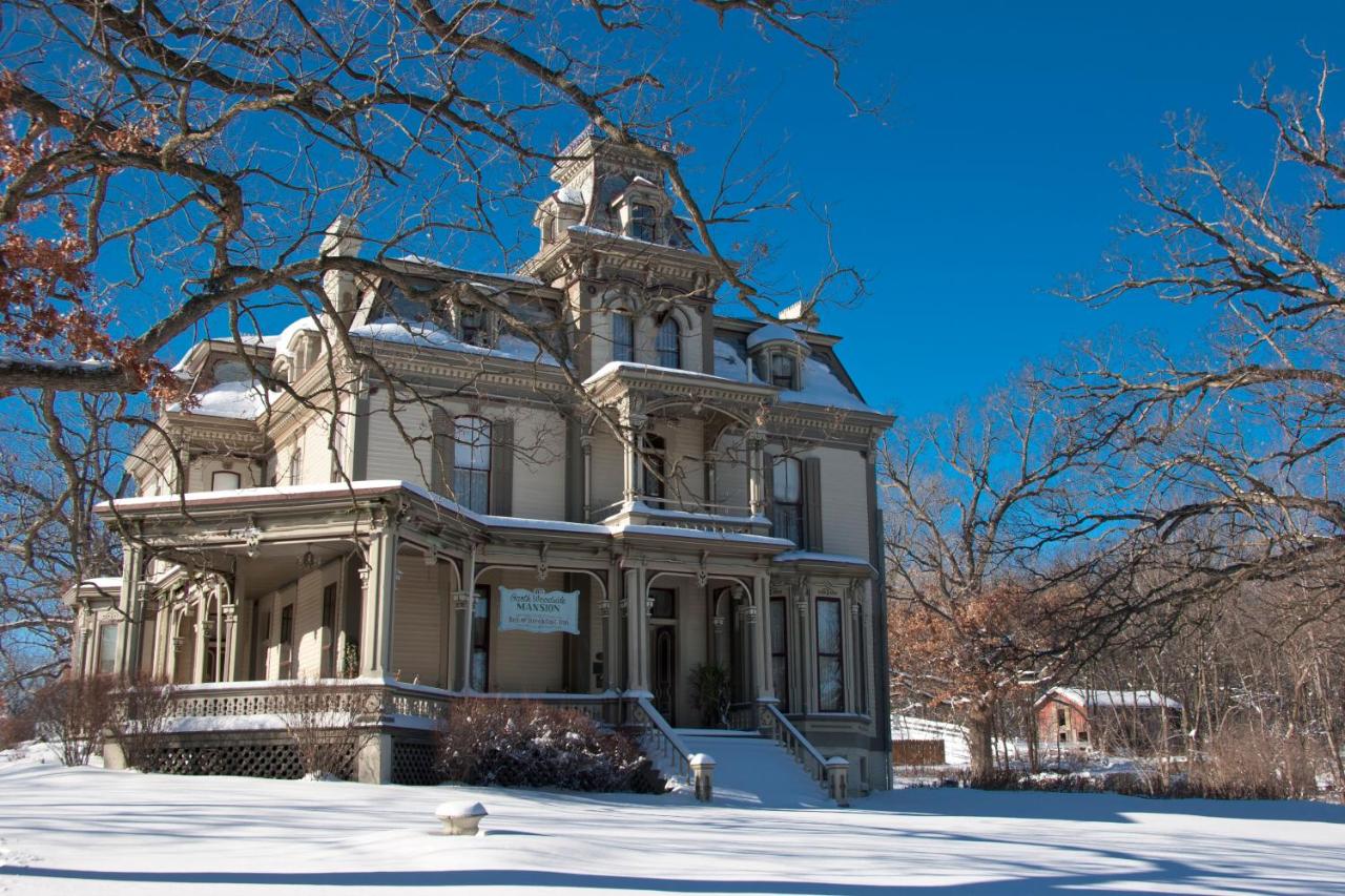 | Garth Woodside Mansion Bed and Breakfast