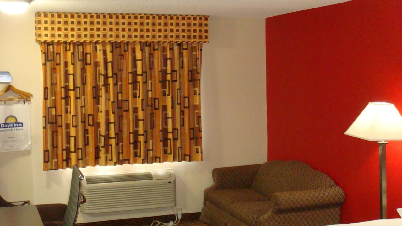 Deluxe Queen Room with Two Queen Beds - Non-Smoking at Days Inn by Wyndham Muncie -Ball State University