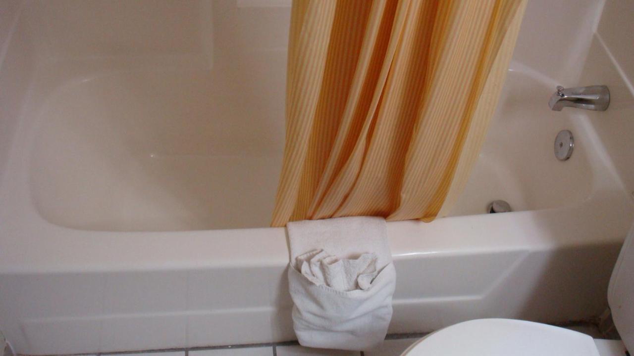 Deluxe Queen Room with Two Queen Beds - Non-Smoking at Days Inn by Wyndham Muncie -Ball State University