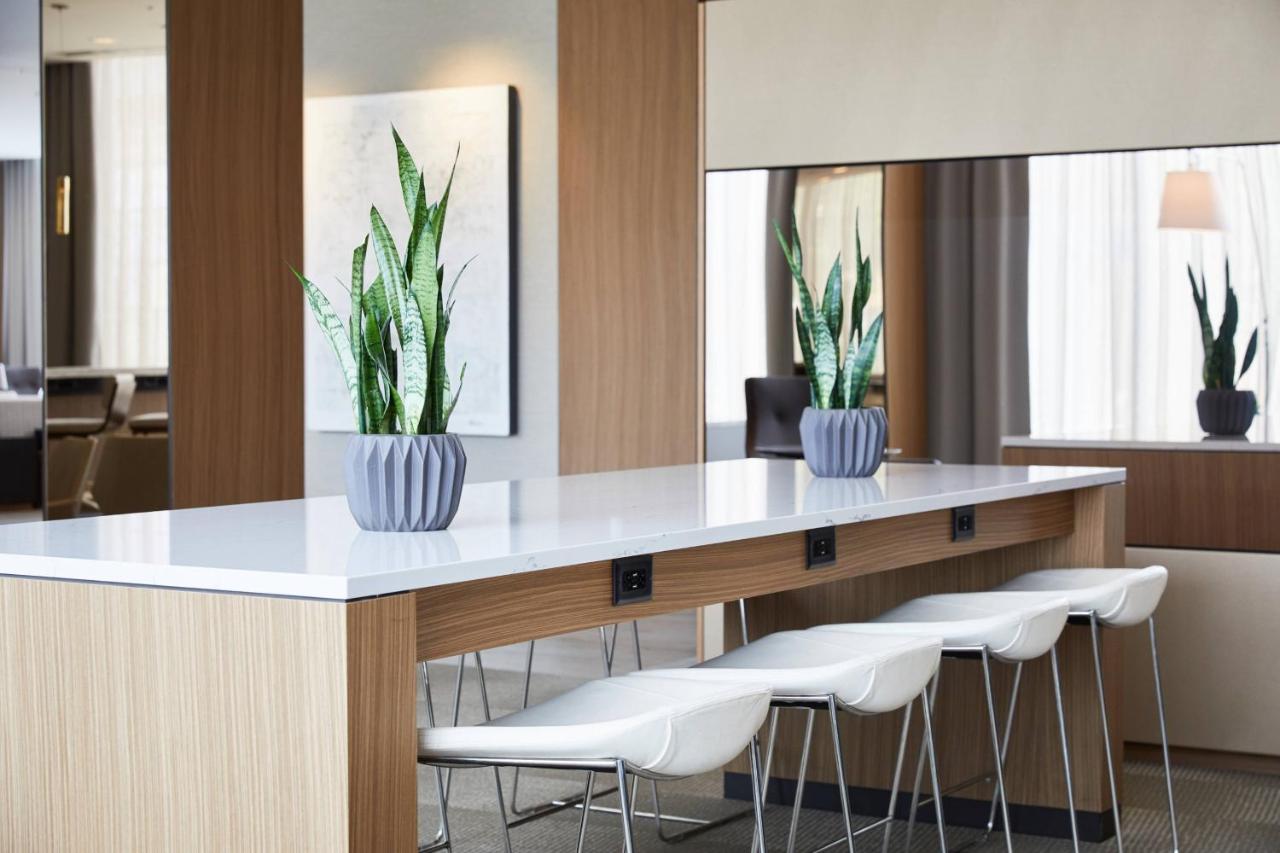 | AC Hotel by Marriott Bloomington Mall of America