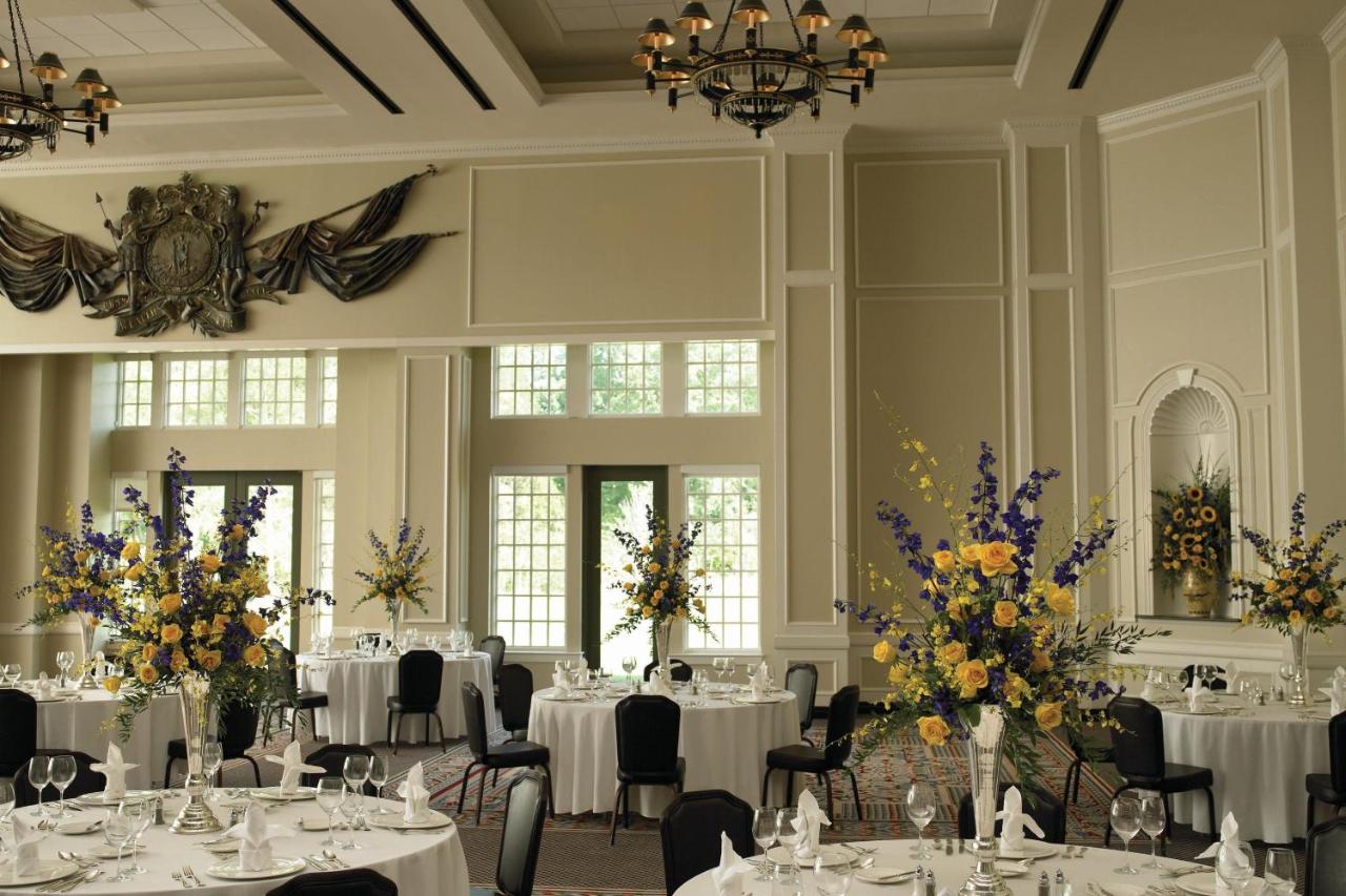 | Williamsburg Lodge, Autograph Collection