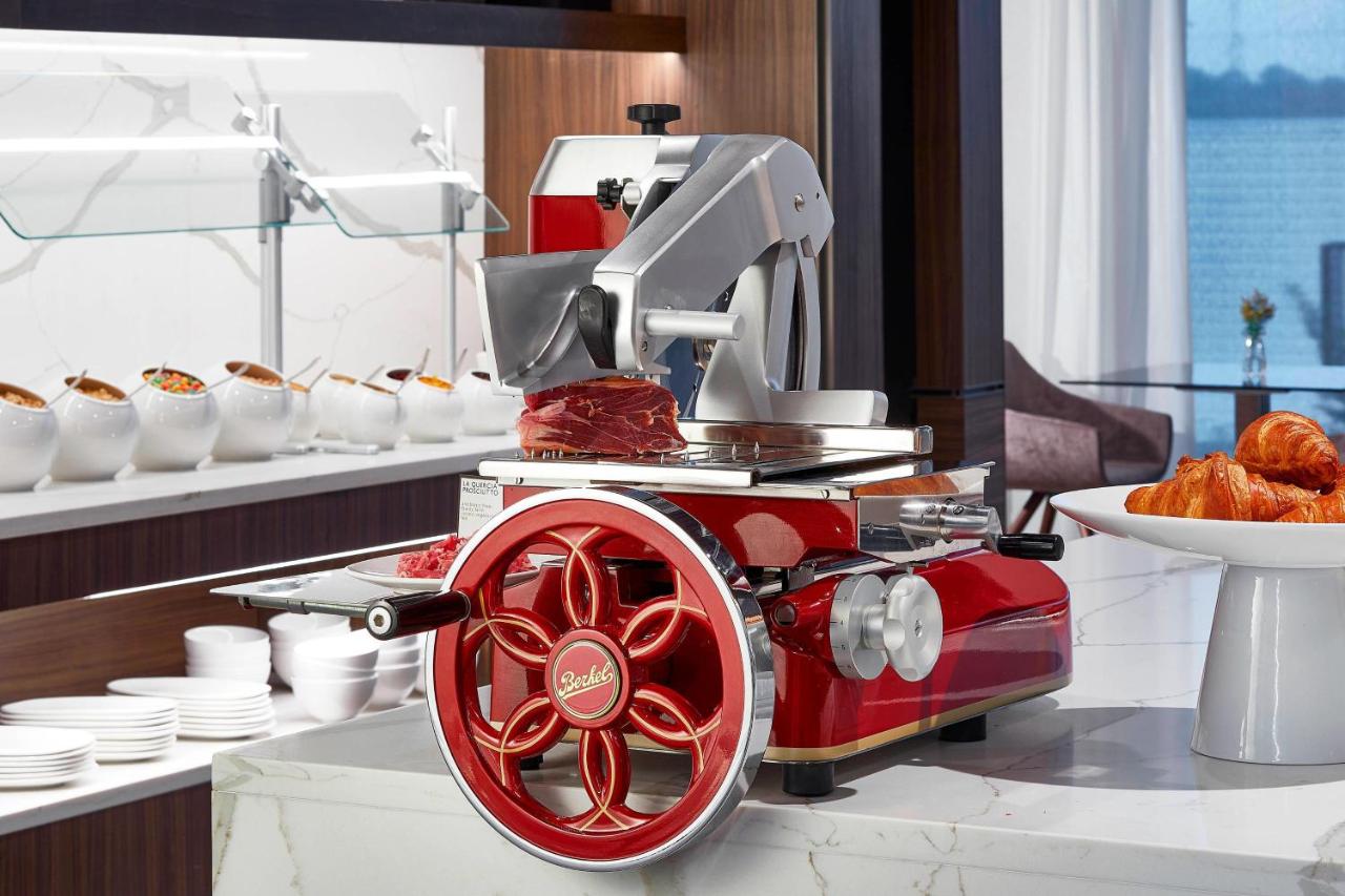  | AC Hotel by Marriott Cleveland Beachwood