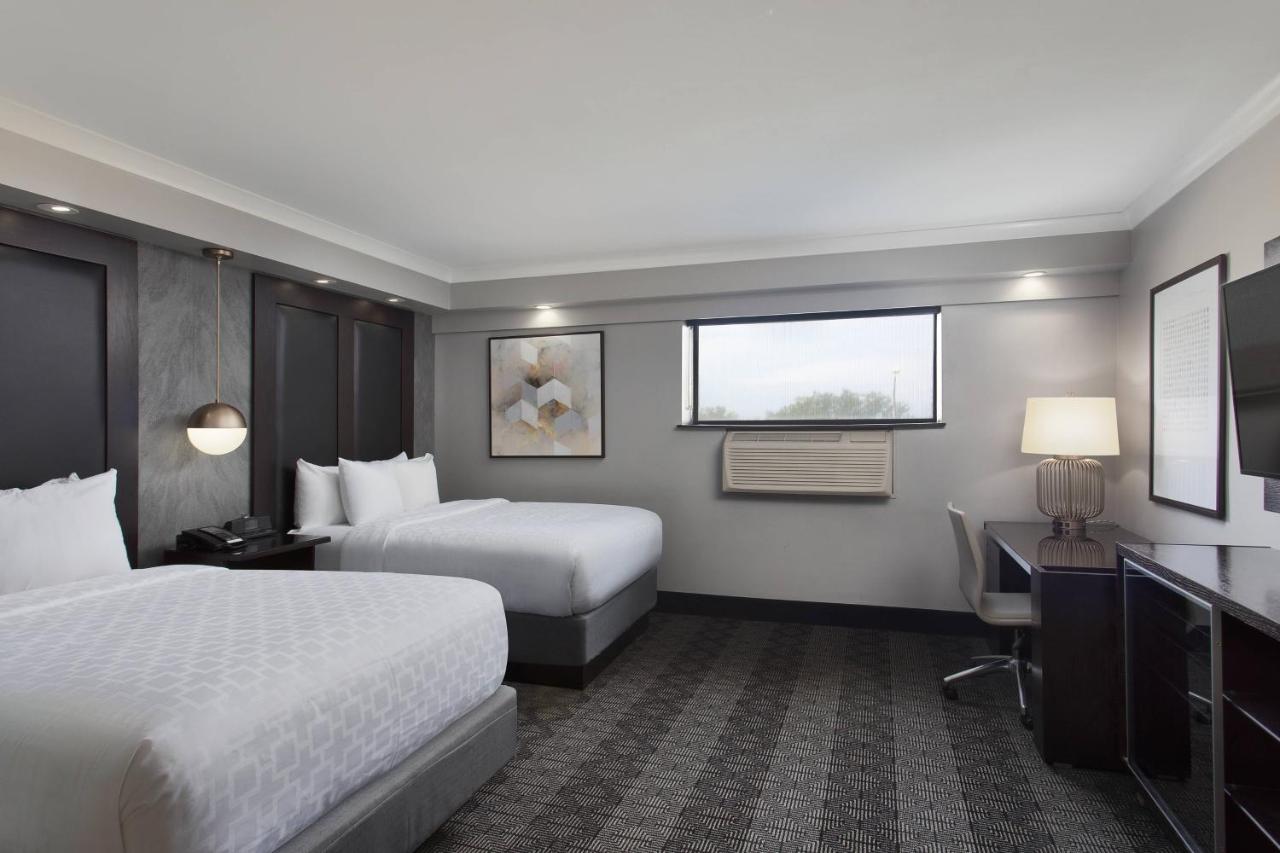 Double Room with Two Double Beds - Non-Smoking at Hotel Duval, Autograph Collection