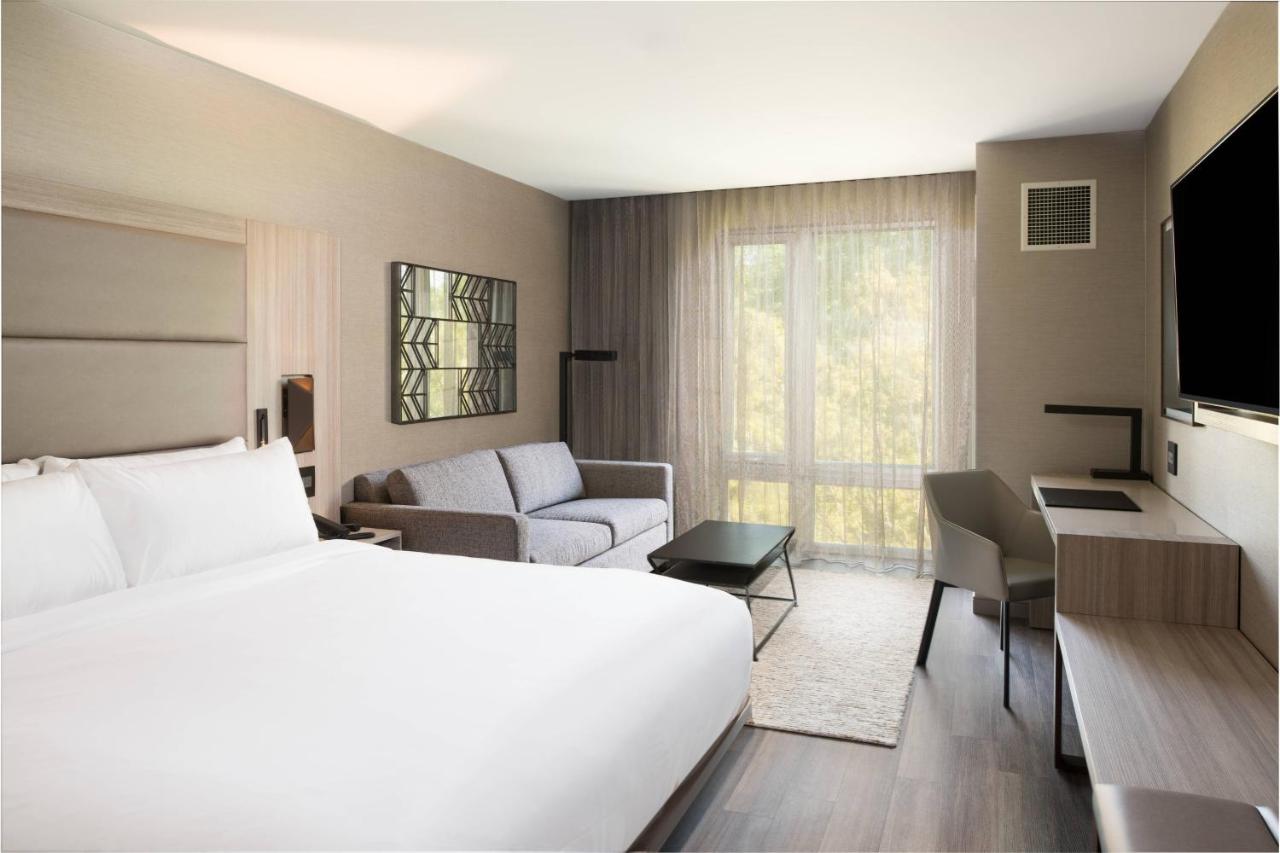  | AC Hotel by Marriott Boston Cleveland Circle