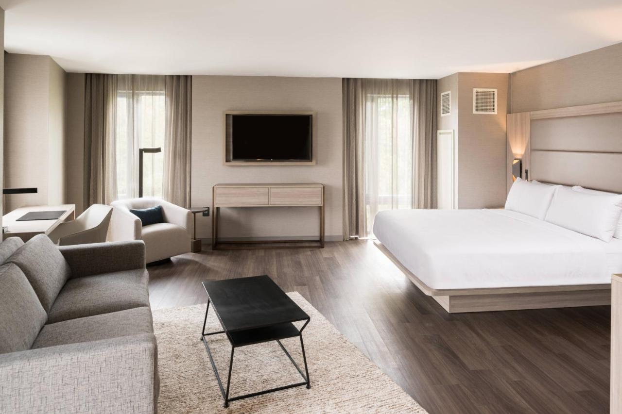  | AC Hotel by Marriott Boston Cleveland Circle