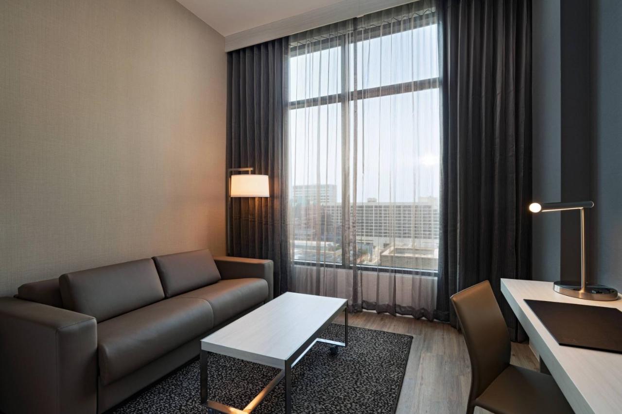 Deluxe Guest room, 1 King, Sofa bed at AC Hotel Fort Worth Downtown