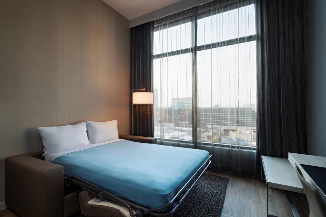 Deluxe Guest room, 1 King, Sofa bed at AC Hotel Fort Worth Downtown