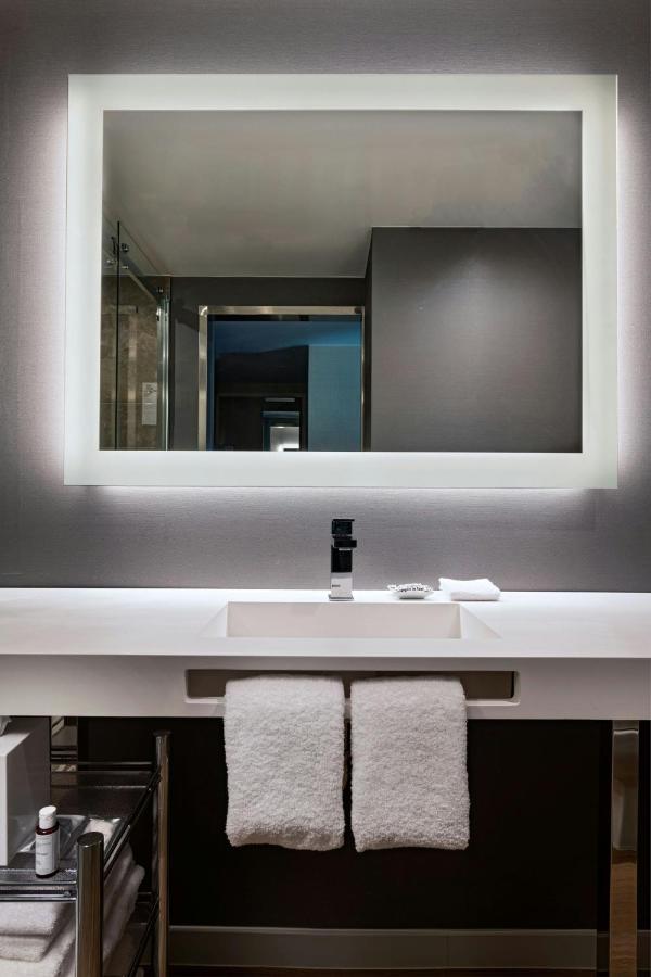 Guest Room, 1 King at AC Hotel Fort Worth Downtown