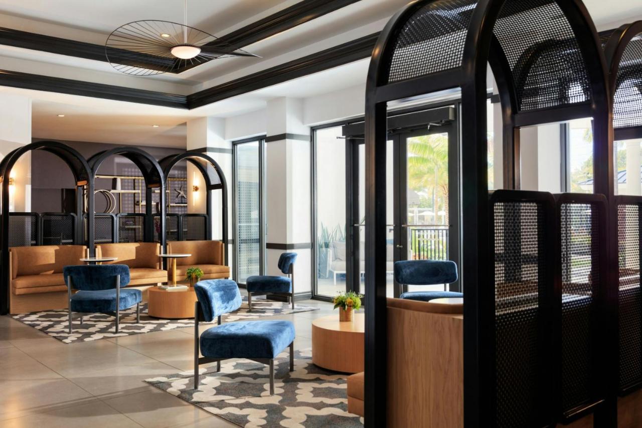 | Renaissance Boca Raton Hotel