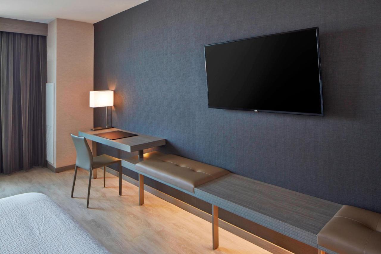 | AC Hotel by Marriott Des Moines East Village