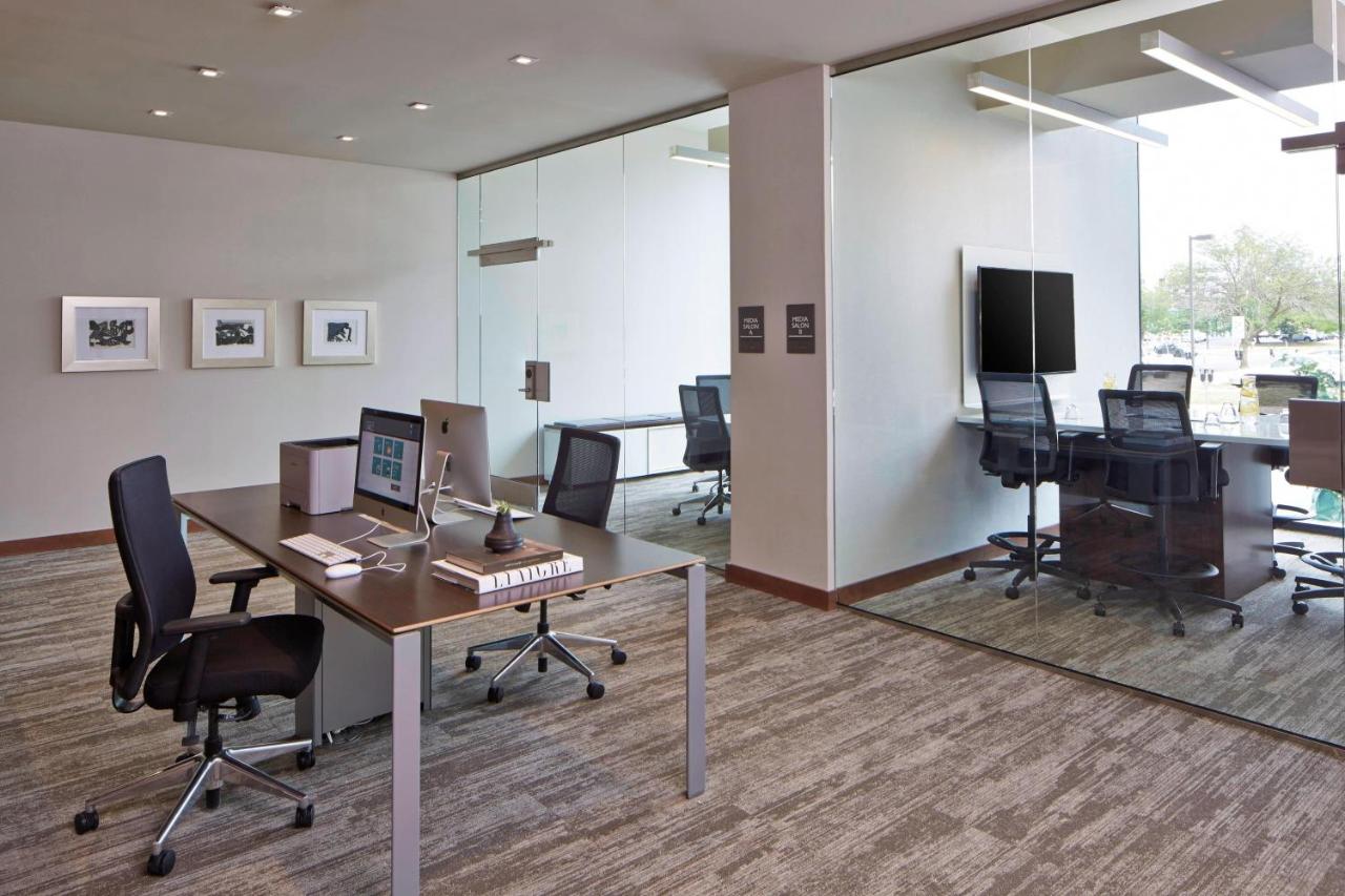 | AC Hotel by Marriott Des Moines East Village