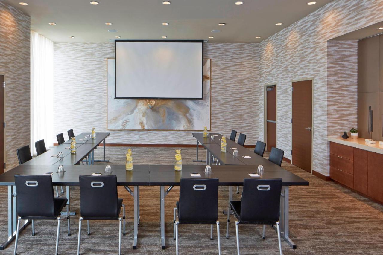 | AC Hotel by Marriott Des Moines East Village