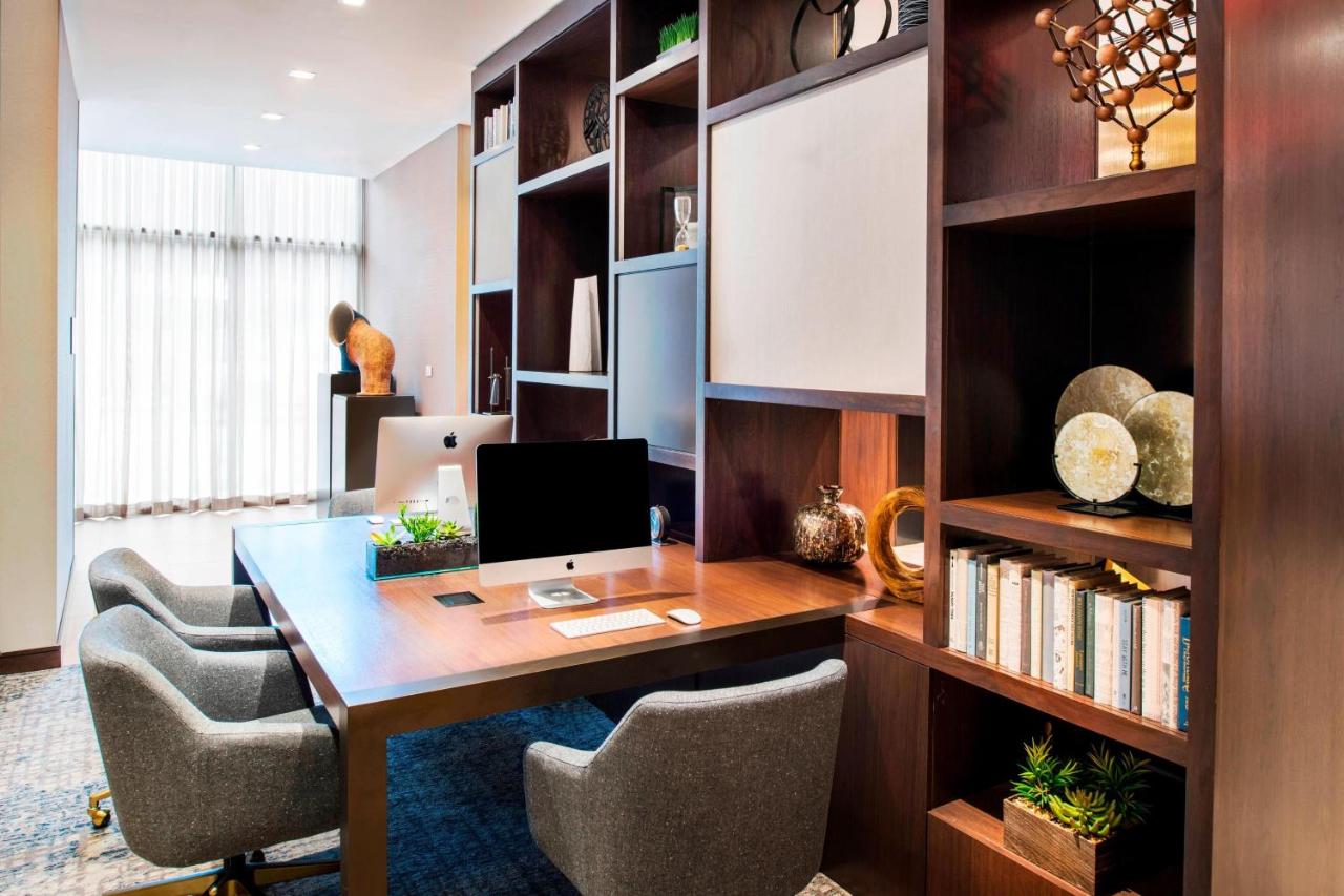 | AC Hotel by Marriott Boston Downtown