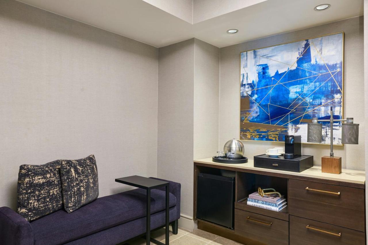  | Renaissance Los Angeles Airport Hotel