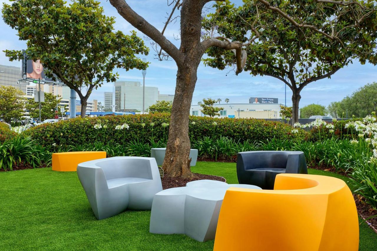  | Renaissance Los Angeles Airport Hotel