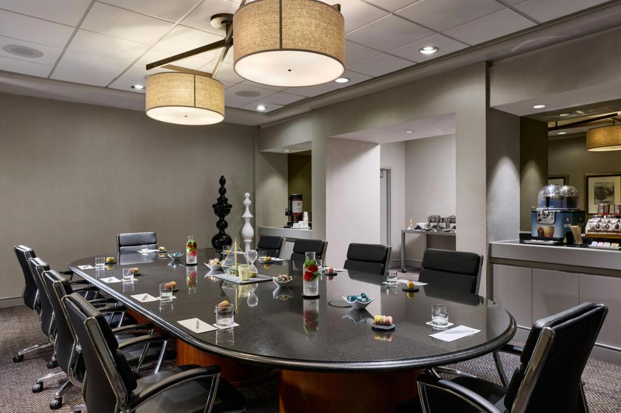  | Renaissance Los Angeles Airport Hotel