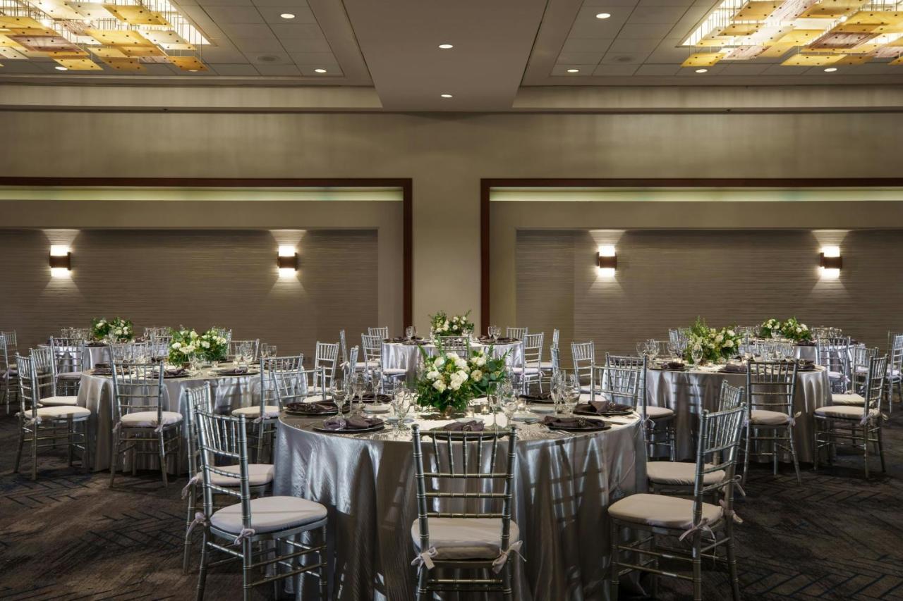  | Renaissance Los Angeles Airport Hotel