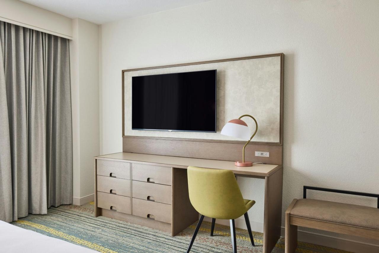 Guest Room with Two Double Beds at Renaissance® Phoenix Glendale Hotel & Conference Center