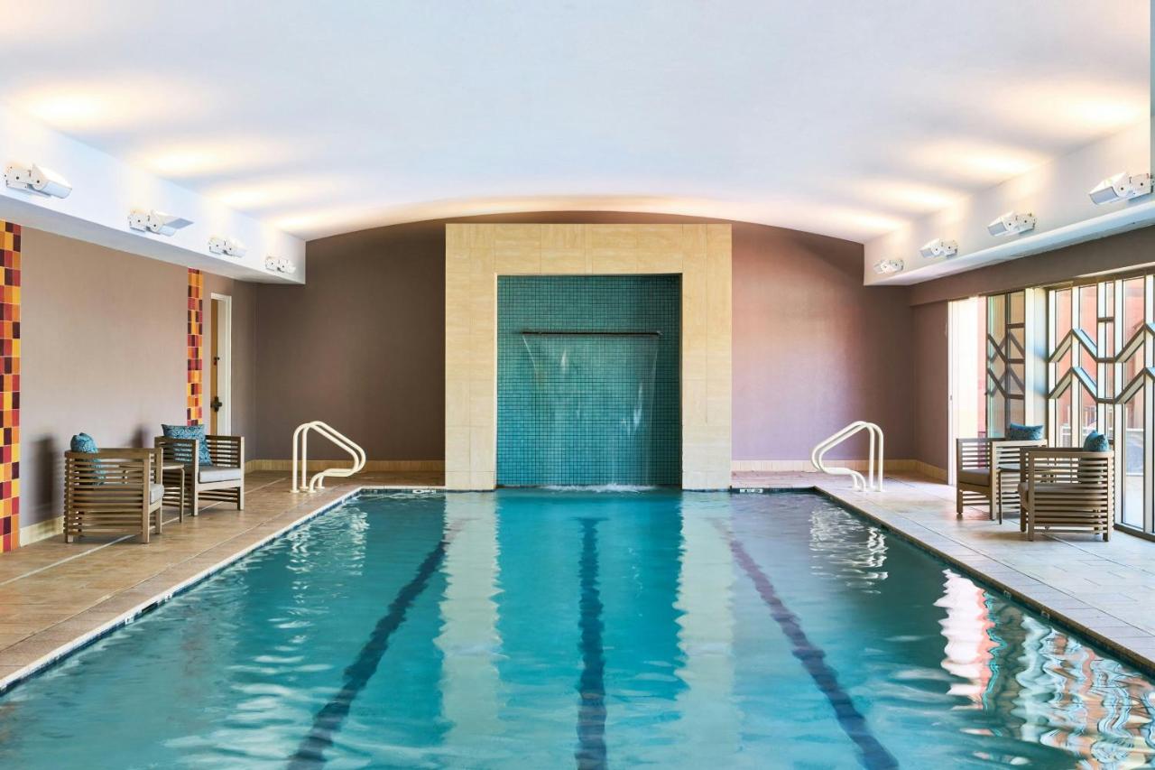  | Renaissance Phoenix Glendale Hotel & Spa