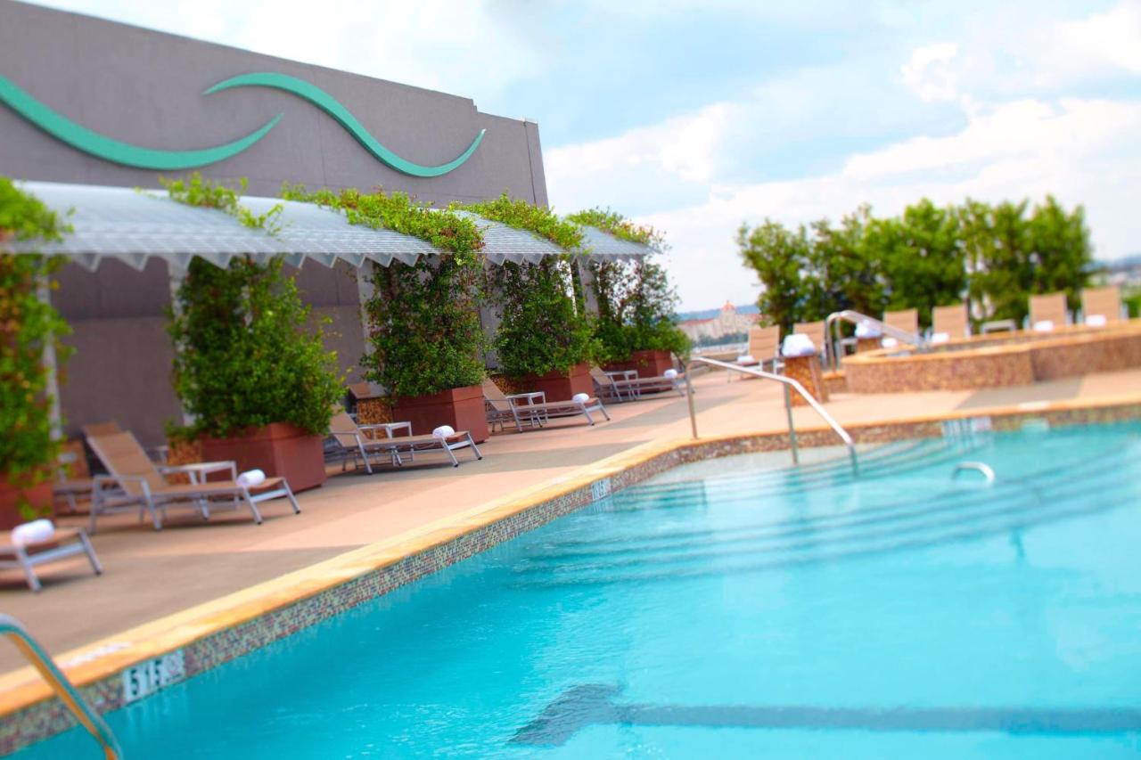 | The Battle House Renaissance Mobile Hotel & Spa