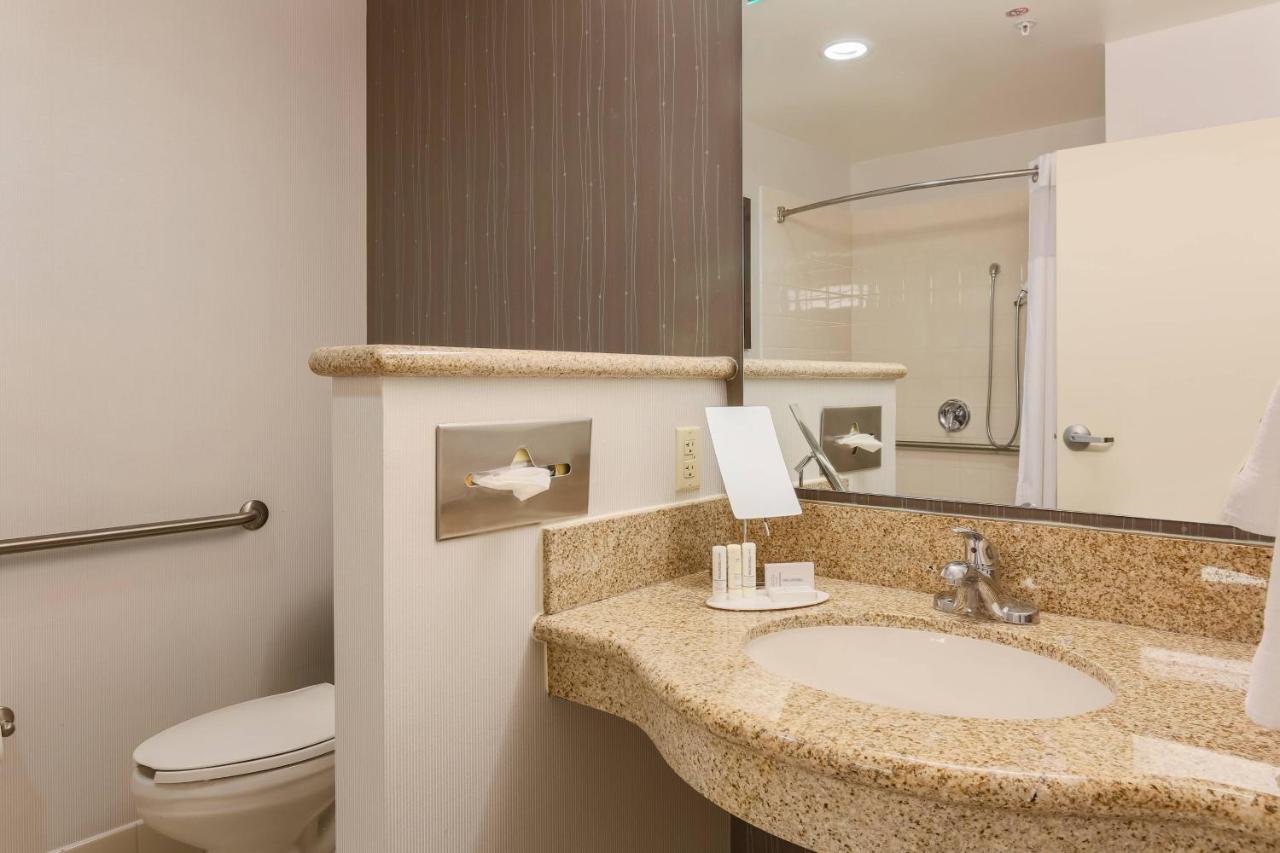 | Courtyard Las Vegas South