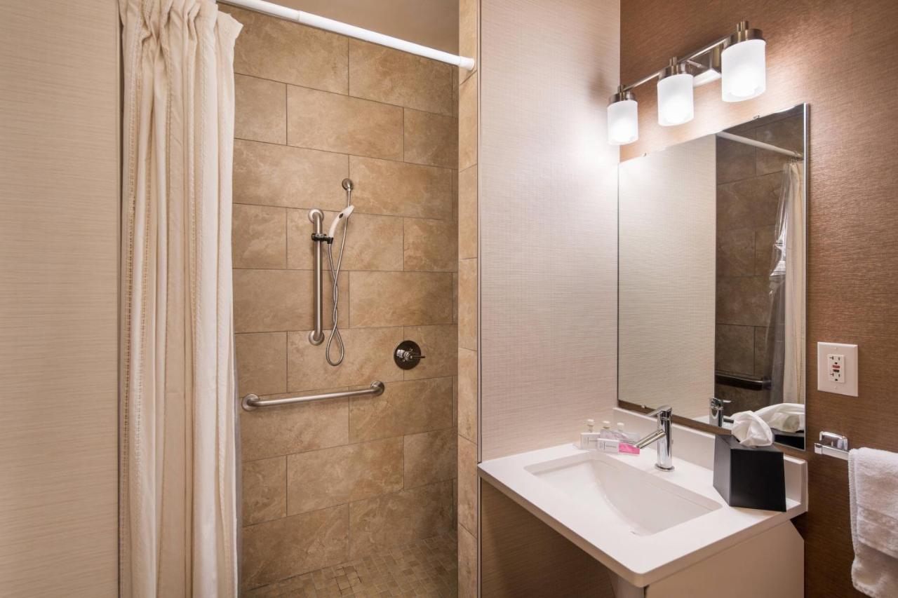 | Fairfield Inn & Suites by Marriott Fort Collins/Loveland