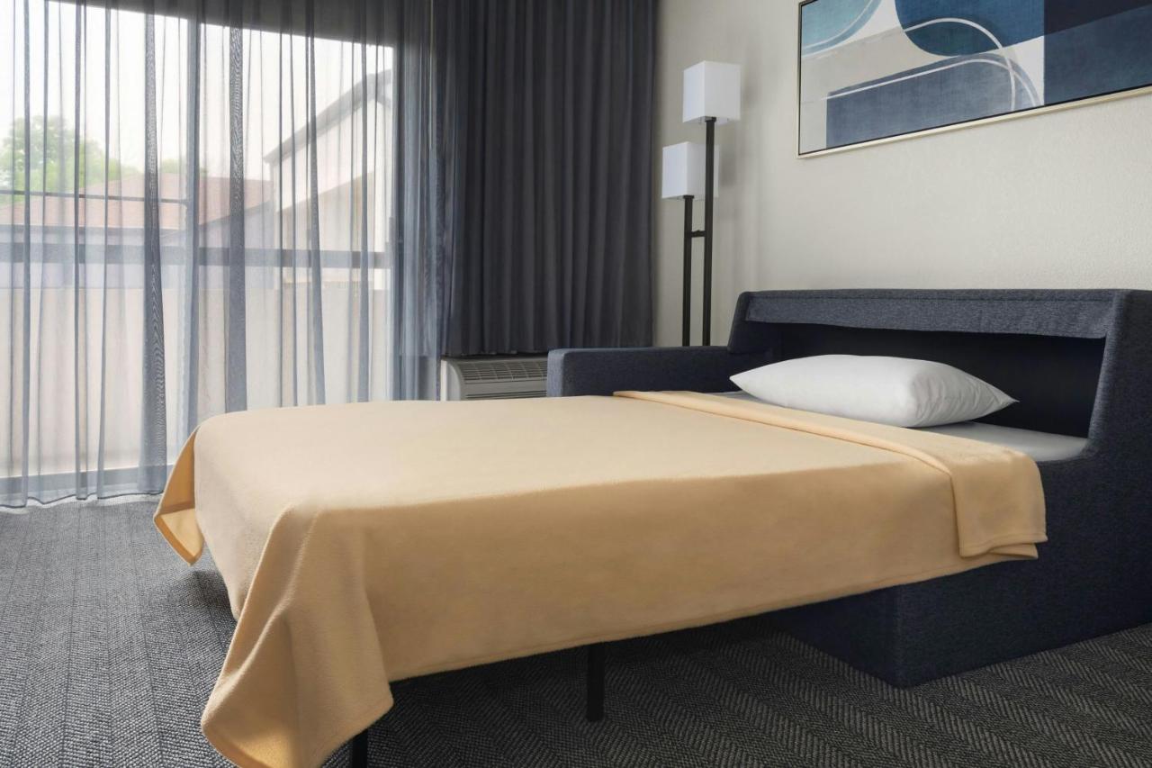 | Courtyard Philadelphia Valley Forge/King of Prussia