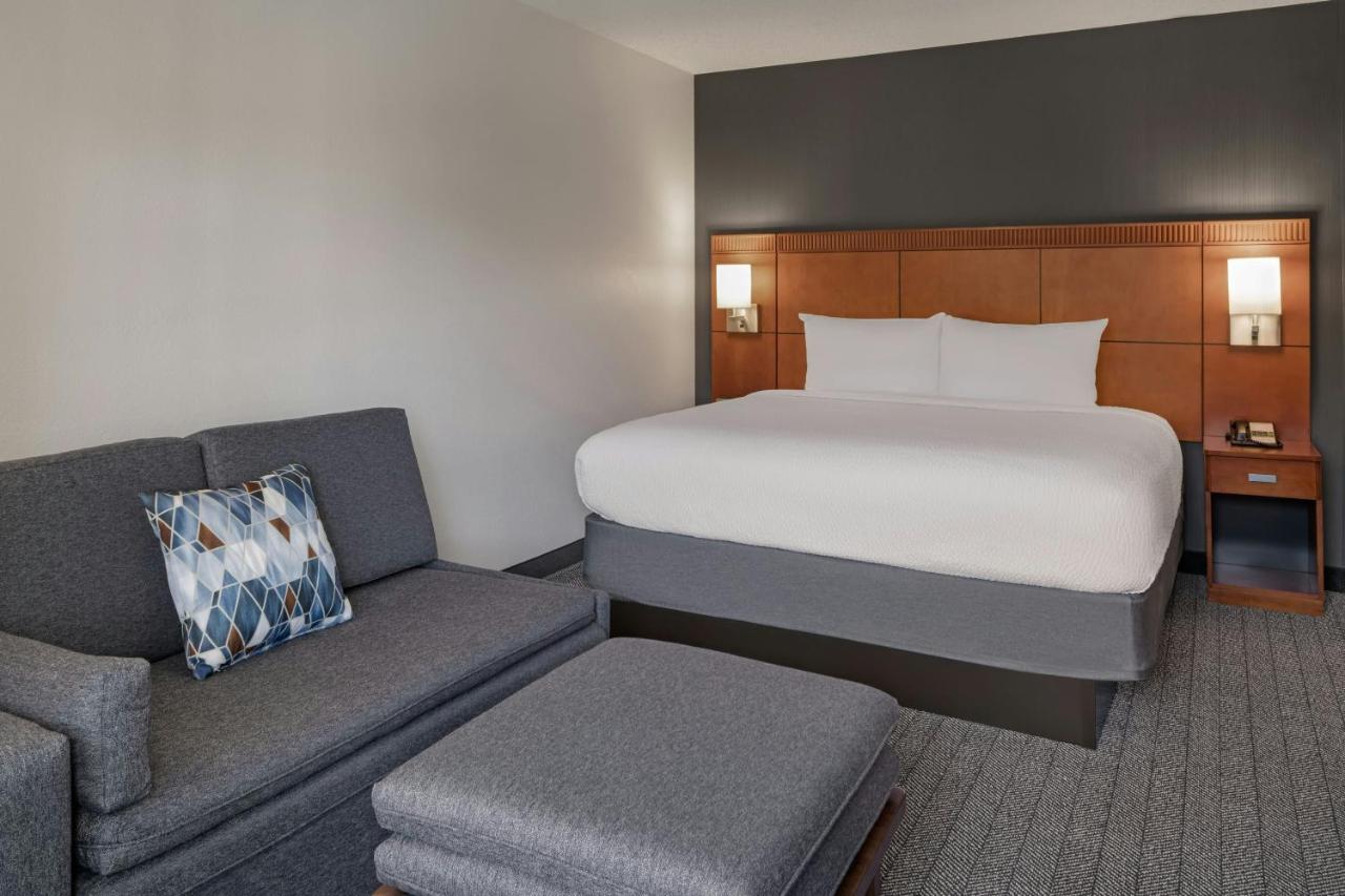 | Courtyard by Marriott Anaheim Buena Park